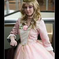 Princess Anneliese - Barbie Princess and the Pauper Thumbnail