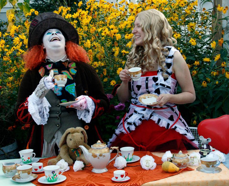 Cospix.net photo featuring Mad Alice Costumes