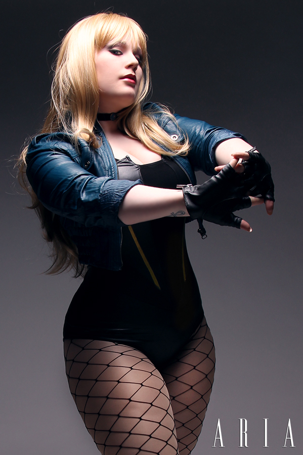 Black Canary by Chelphie Cosplay.