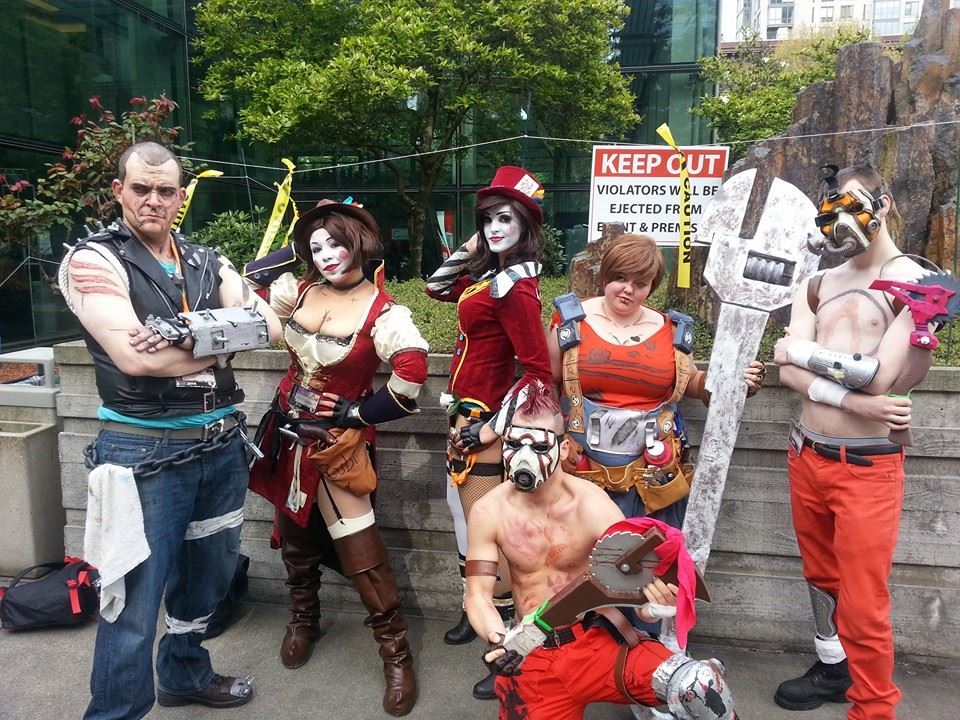 Cospix.net photo featuring Mama Moxxi Cosplay